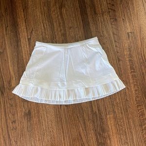 Lululemon white tennis skirt